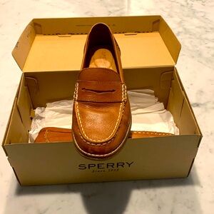 Women’s Sperry Seaport Loafers Sz. 8.5